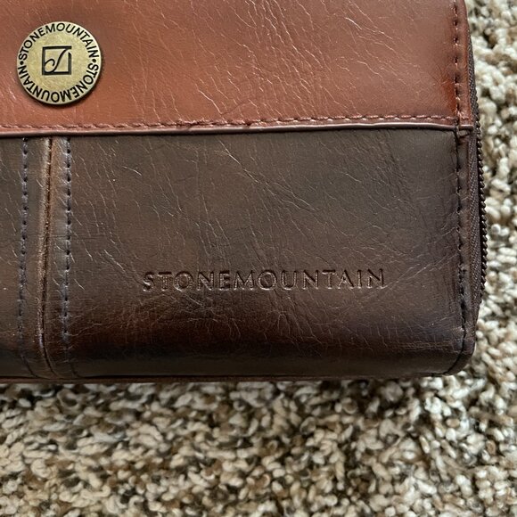 Stone Mountain Genuine Leather Brown Wallet - Picture 2 of 8